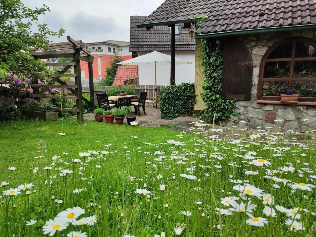 Webers Ferienwohnungen Hilders Экстерьер фото
